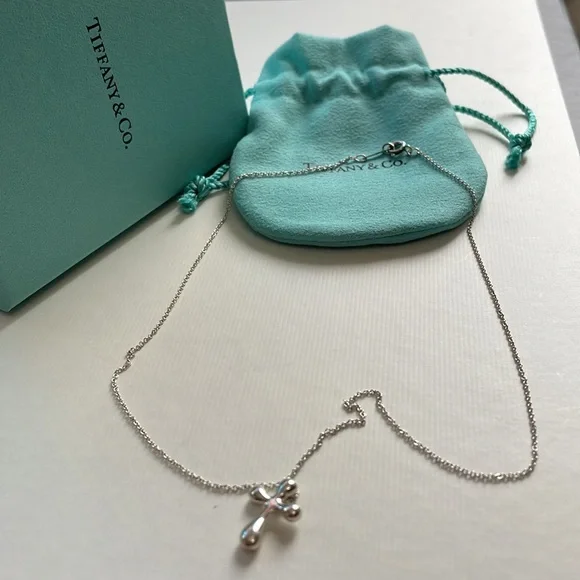 Sold💓TIFFANY & CO.
Cross Pendant Necklace💓 - Picture 9 of 11
